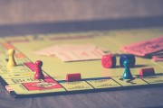如何理解金貨版的含義？這種版本在市場中有什么特殊用途？