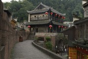 從拼多多平臺到鳳凰古城的網(wǎng)絡流量提升之路——以湖南省吉首市為例，拼多多助力湖南吉首鳳凰古城熱度提升