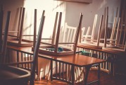 夢(mèng)回故里，老師家訪，夢(mèng)回故里，重溫老師家訪的溫暖時(shí)刻