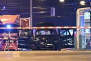 德國汽車沖撞人群事件已致數(shù)十人死傷，美官員：白宮正密切關(guān)注