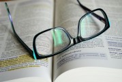 暢游文學(xué)海洋，不費(fèi)流量小說下載網(wǎng)站推薦指南
