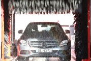 洗車精使用方法有哪些？這一產品對車輛清潔有何益處？