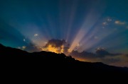 解讀夢(mèng)境中的奇異現(xiàn)象——夢(mèng)到自己吐血的含義