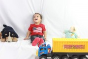 7歲兒童游戲，讓孩子在游戲中探索世界，從簡單玩中學(xué)，7歲兒童游戲引導(dǎo)其探索世界的教育方式