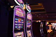 一步即可擁有超大規(guī)模即時戰(zhàn)斗場景的Step Free Game——劍之王，劍之王，輕松實現超大規(guī)模即時戰(zhàn)斗的劍道大師