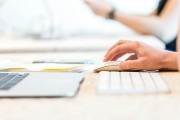 提升惠州企業(yè)網(wǎng)站SEO排名的專業(yè)公司，專業(yè)的企業(yè)網(wǎng)站SEO優(yōu)化服務(wù)商，提升惠州網(wǎng)站排名的關(guān)鍵因素