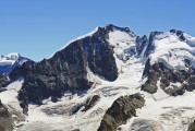 夢(mèng)到白雪滿地的寓意與解讀，夢(mèng)到白雪滿地的寓意與解讀