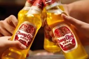 重慶啤酒營(yíng)收凈利雙降仍慷慨分紅，深陷合同糾紛高端化受阻
