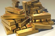 如何分析中國黃金市場的價值趨勢？這些趨勢對投資者有何啟示？