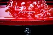 雷軍回應(yīng)小米賣一輛車虧6萬多：造車很苦，但成功一定很酷！