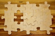 如何理解期貨只做多的策略？這種策略有哪些局限性？