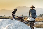夢到守靈，一場心靈的旅程，夢中的守靈之旅，心靈的覺醒