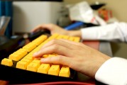 免費集體游戲，一個簡單而有趣的社交平臺，一個集趣味、交流于一體的免費集體游戲平臺
