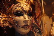 化妝游戲——一次寓教于樂的視覺盛宴，以畫筆為師，繪出美麗人生——一次極具創(chuàng)意的化妝游戲
