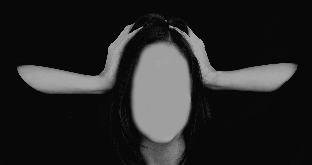 夢中驚魂，夢到老公不要我，如何面對內(nèi)心的恐懼與不安？