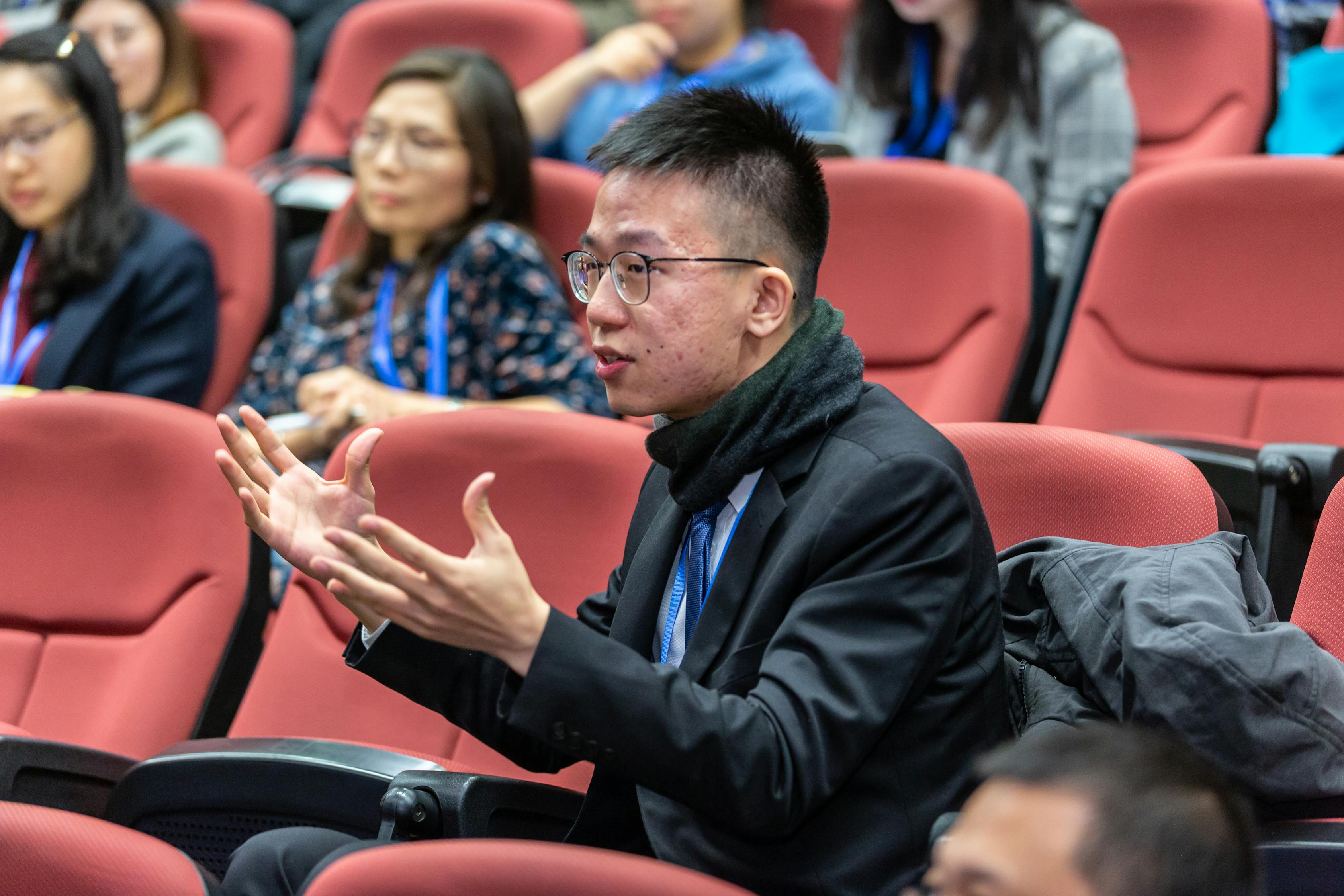 復旦大學經濟學教授楊燕青：在未來的5年之內，甚至1、2年之內，人工智能會有一個非常大的突破