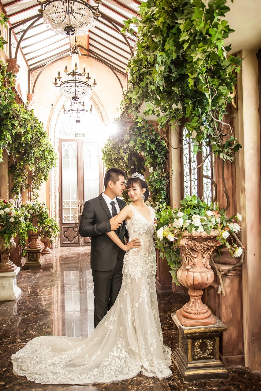 注冊結婚穿什么最合適？婚禮當天搭配指南