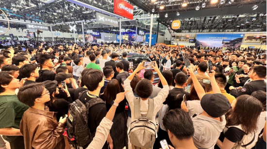 直擊廣州車展：雷軍的車“很亮眼”，但余承東的車“更神秘” | 次世代車研所