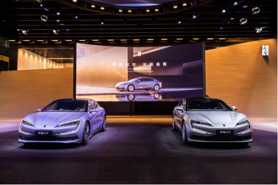 直擊廣州車展：雷軍的車“很亮眼”，但余承東的車“更神秘” | 次世代車研所