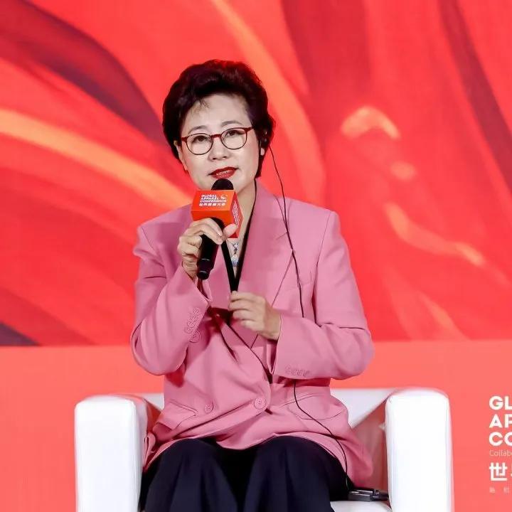 “融和”20個(gè)國(guó)家和地區(qū)服裝精英，2024世界服裝大會(huì)在東莞虎門(mén)開(kāi)幕！