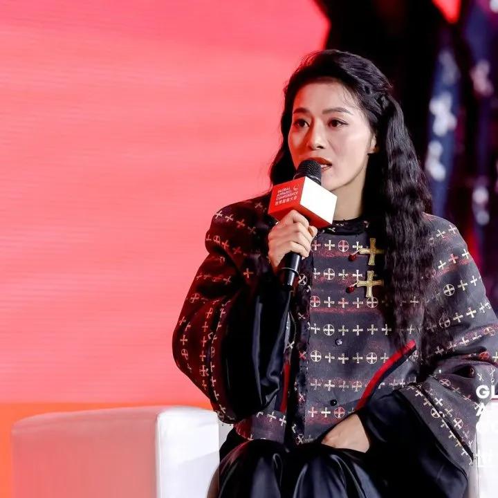 “融和”20個(gè)國(guó)家和地區(qū)服裝精英，2024世界服裝大會(huì)在東莞虎門(mén)開(kāi)幕！
