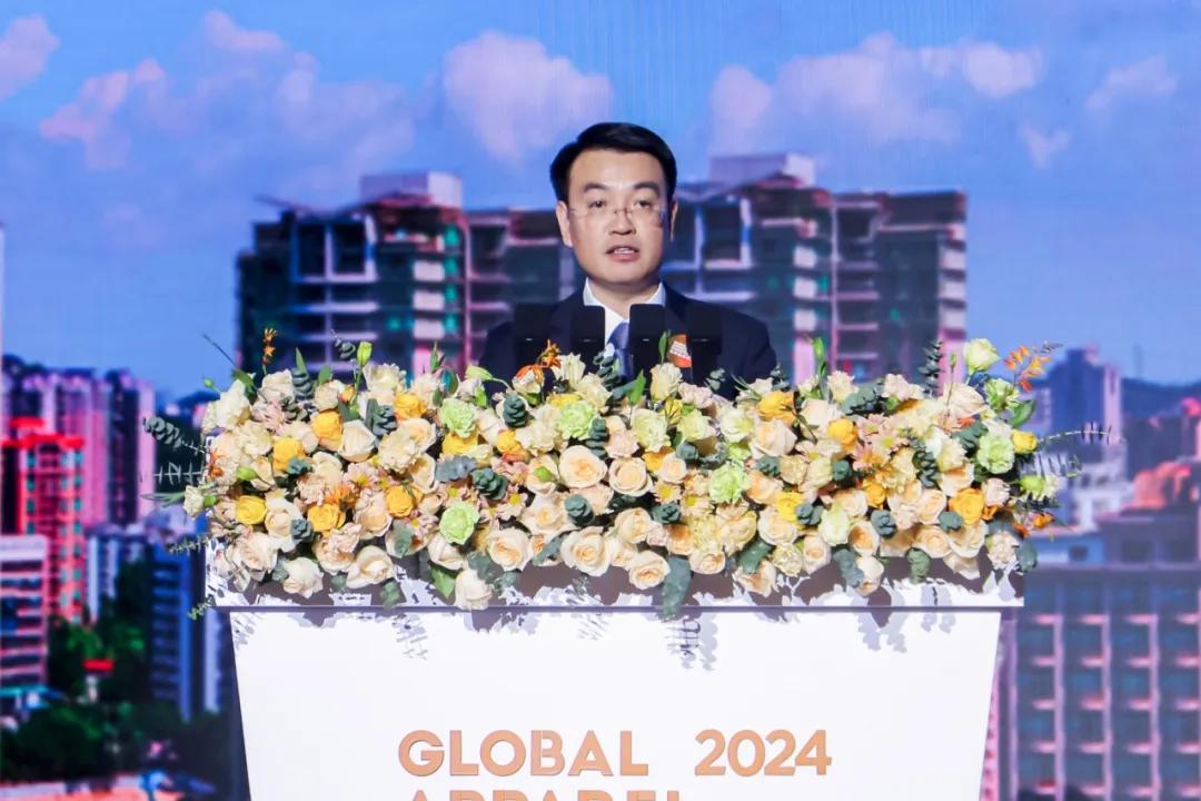 “融和”20個(gè)國(guó)家和地區(qū)服裝精英，2024世界服裝大會(huì)在東莞虎門(mén)開(kāi)幕！
