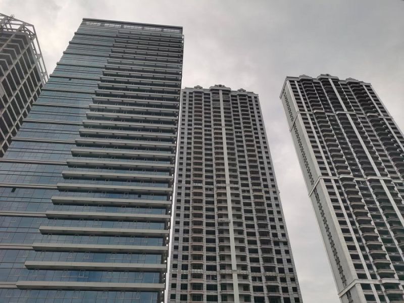 土拍現(xiàn)高溢價，新房成交量再破萬套，四代住宅殺瘋了，武漢樓市全方位復(fù)蘇？