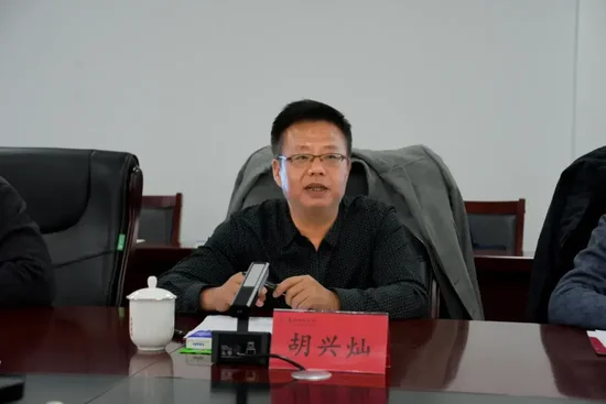 攜手打造政校企科技創(chuàng)新平臺！貴州理工學(xué)院與六盤水市政府簽署合作協(xié)議