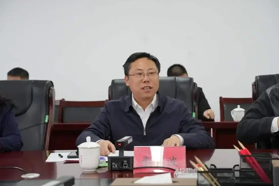 攜手打造政校企科技創(chuàng)新平臺！貴州理工學(xué)院與六盤水市政府簽署合作協(xié)議