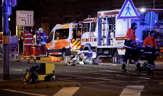 德國汽車沖撞人群事件已致數(shù)十人死傷，美官員：白宮正密切關(guān)注