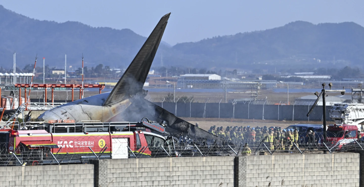 僅2人獲救 韓客機(jī)失事前6分鐘詳情公布 幸存者問：發(fā)生了什么？