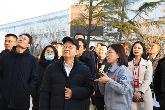全面綠色發(fā)展 智慧低碳先行丨2024中國(guó)（保定）制造強(qiáng)國(guó)年會(huì)暨電力及新能源高端裝備發(fā)展大會(huì)成功召開